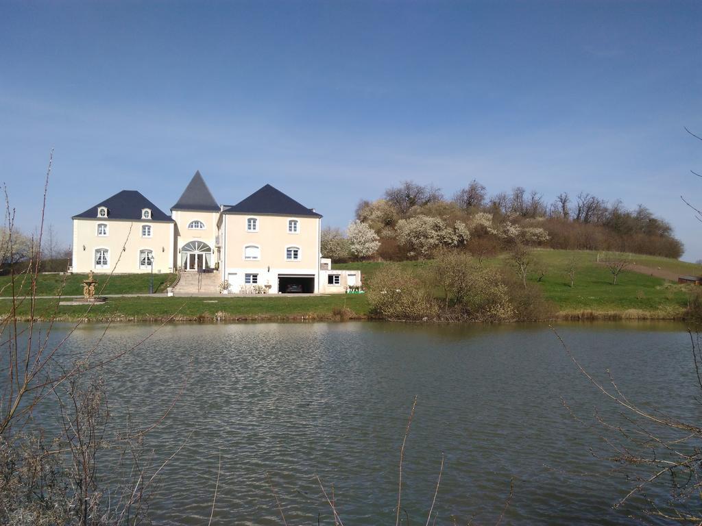 Domaine De Lardoisiere Hotel Château-Salins Екстериор снимка